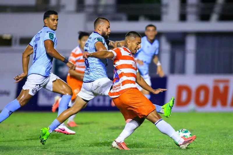 Correcaminos y Sporting logran intenso duelo en el Marte R. Gómez